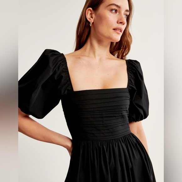 Abercrombie & Fitch Emerson Poplin Puff Sleeve Mini Dress - Picture 1 of 5